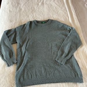 A XL Green Dip Sweater.